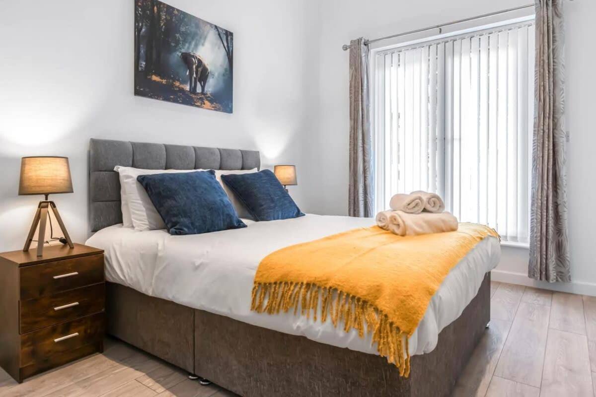 Lovely 1 Bedroom Apartment In Central 沃金 外观 照片